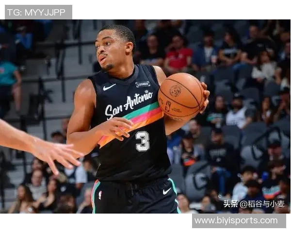 凯尔登约翰逊盛赞卡斯尔在关键时刻的表现为球队带来骄傲与信心